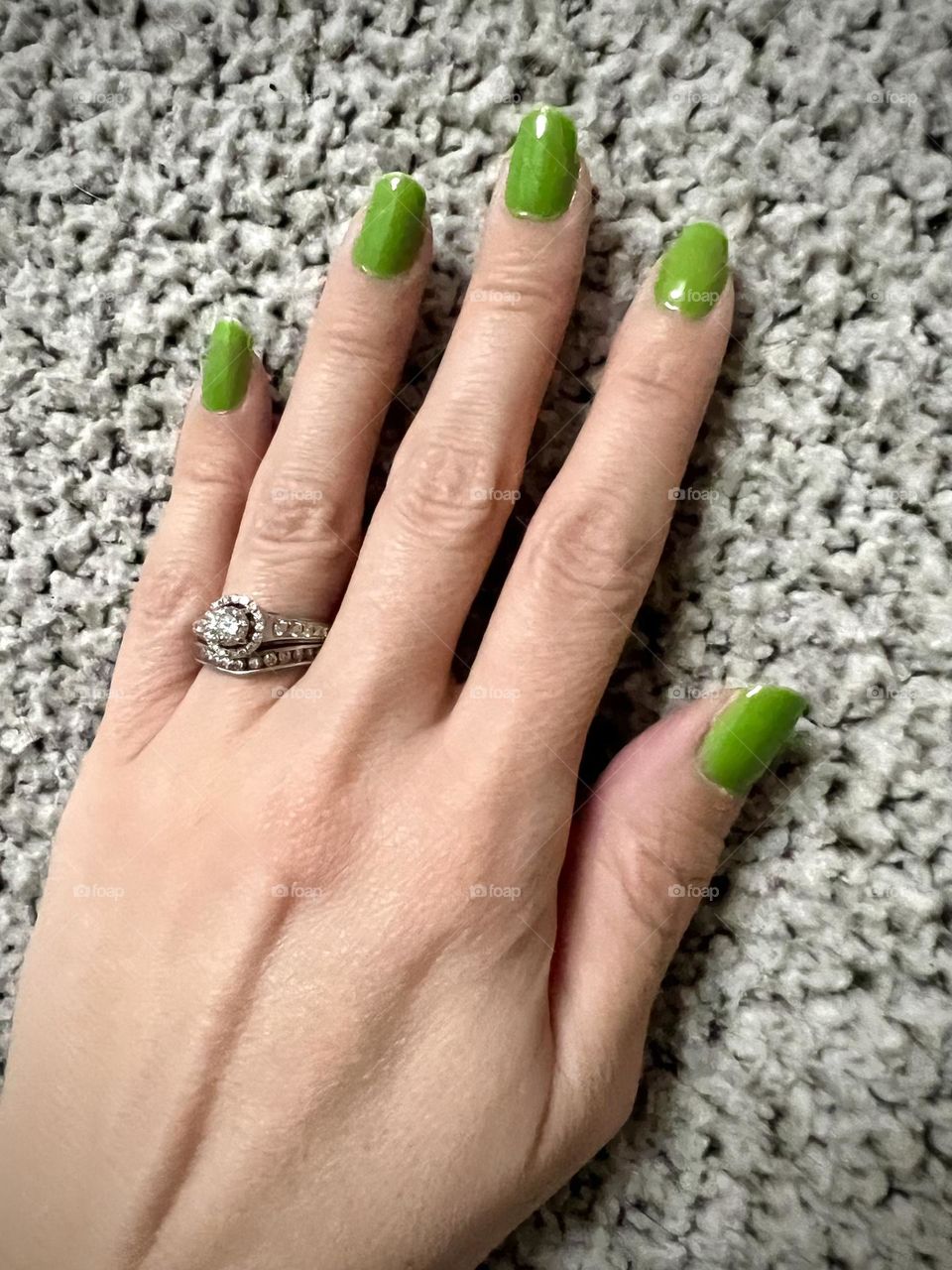 Bright green gel nail manicure 