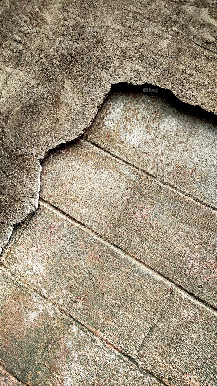 wall Center brick plaster corrosion erosion