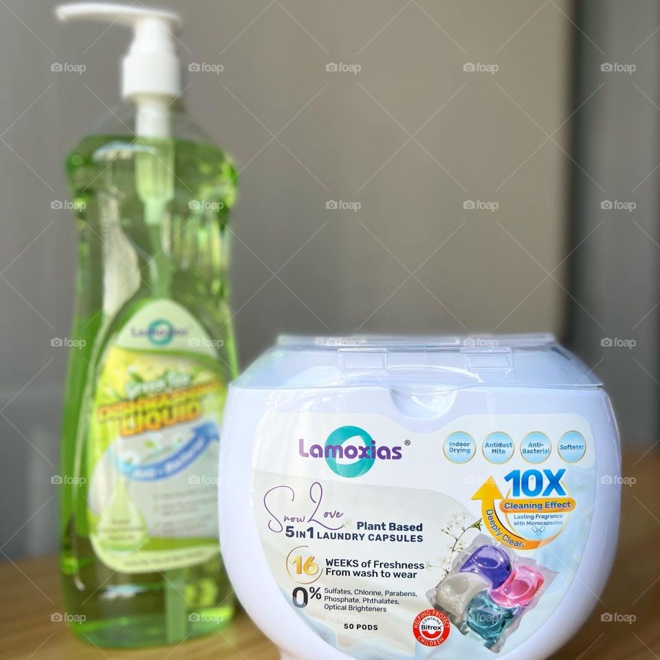 Cleaning hacks with plant based Laundry pods and dishwashing Liquid in green tea 