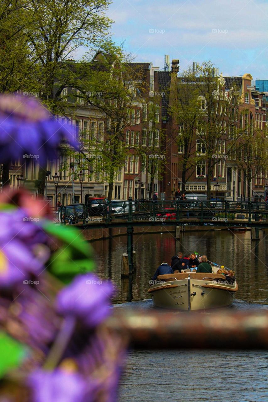 Famous bridge and boat, Amsterdam! 🥳