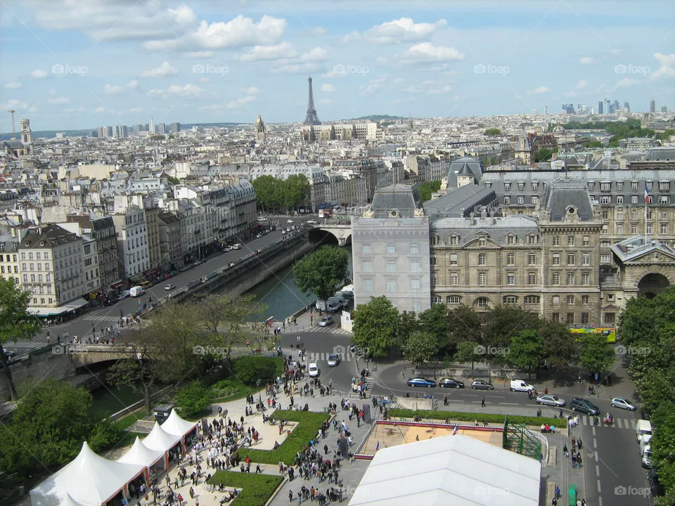París