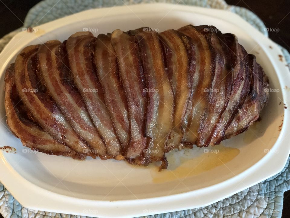 Bacon wrapped cheese stuffed meatloaf 
