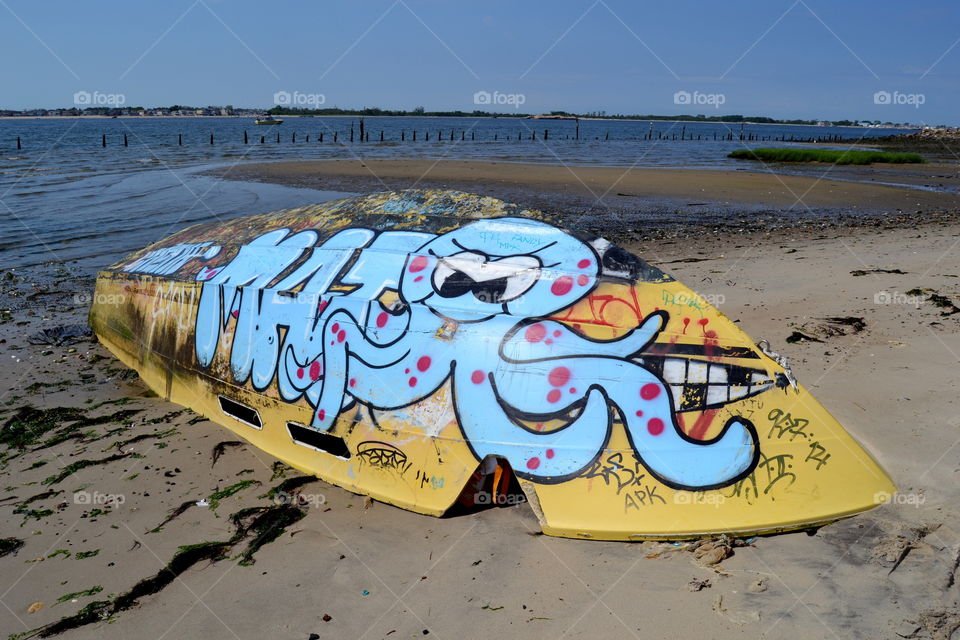 boat graffiti