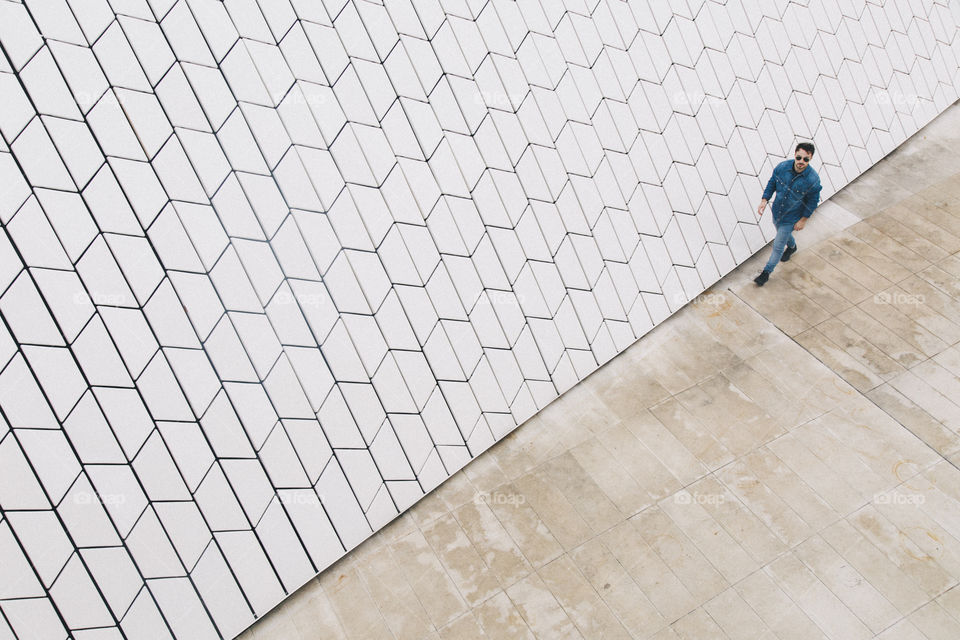 Symmetry abstract and geometric