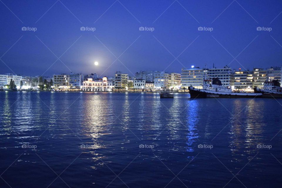 Chalkida Greece full 🌒
