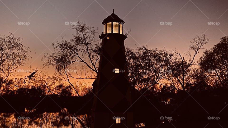 Majestic Lighthouse stand firm with this Beautiful Sunset casting prelit light to show it’s Beauty of the Night. 