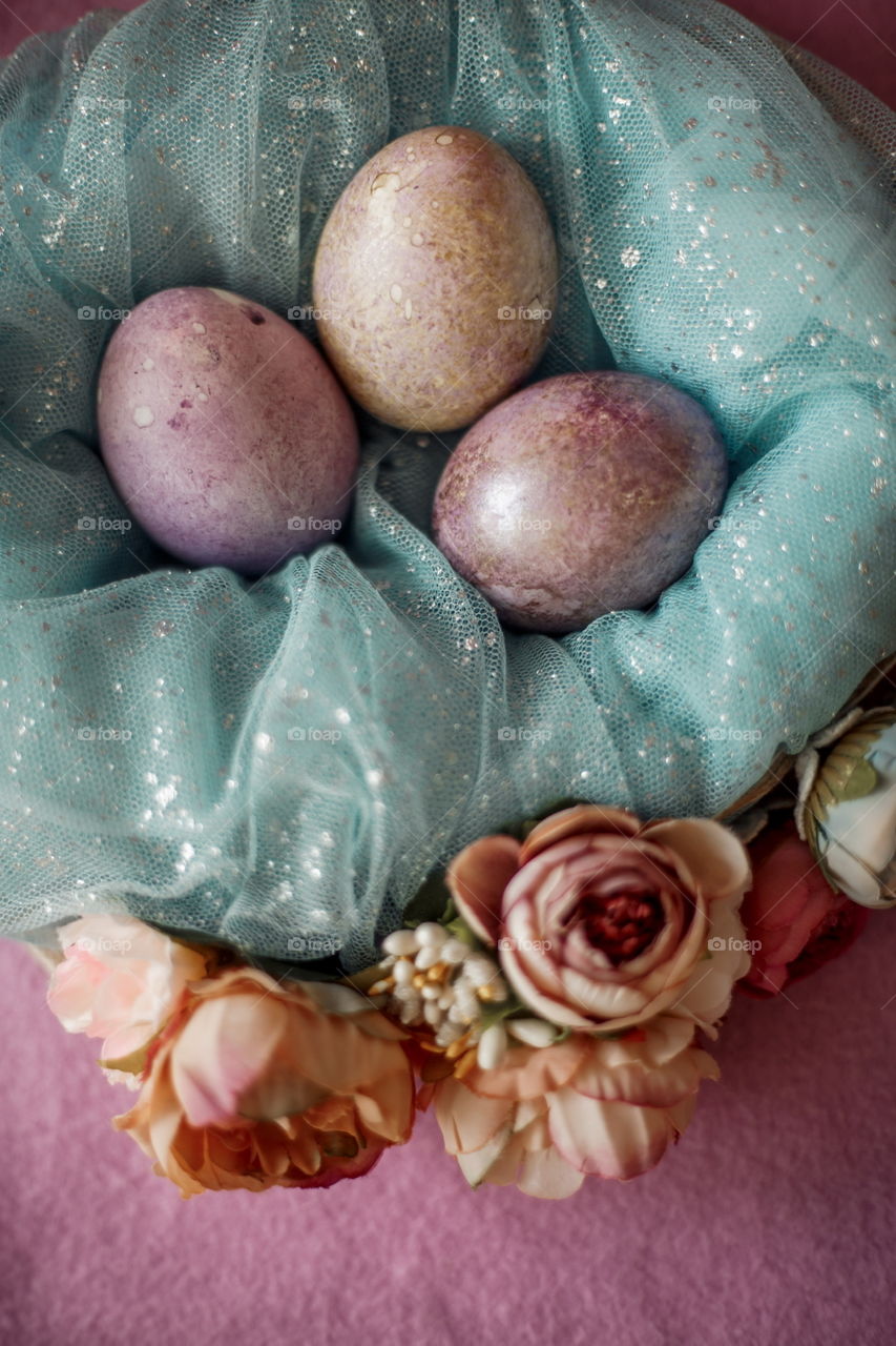 The Easter eggs in decor 