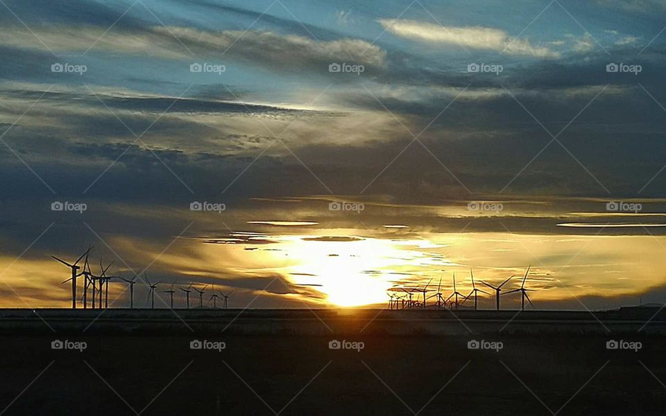 Atardecer de carretera