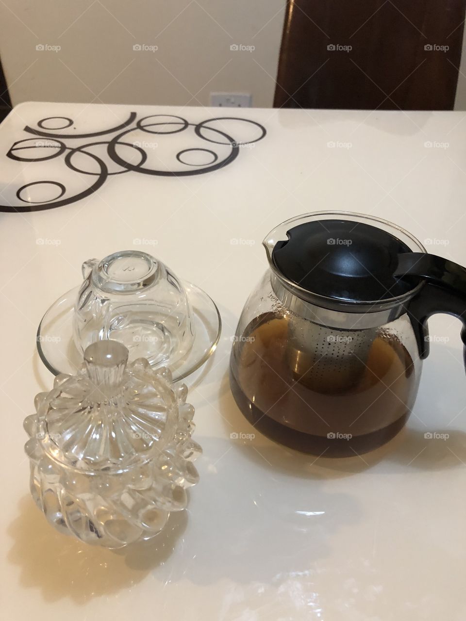 Glassy tea cups, sugar glass , glassy and classy tea pot