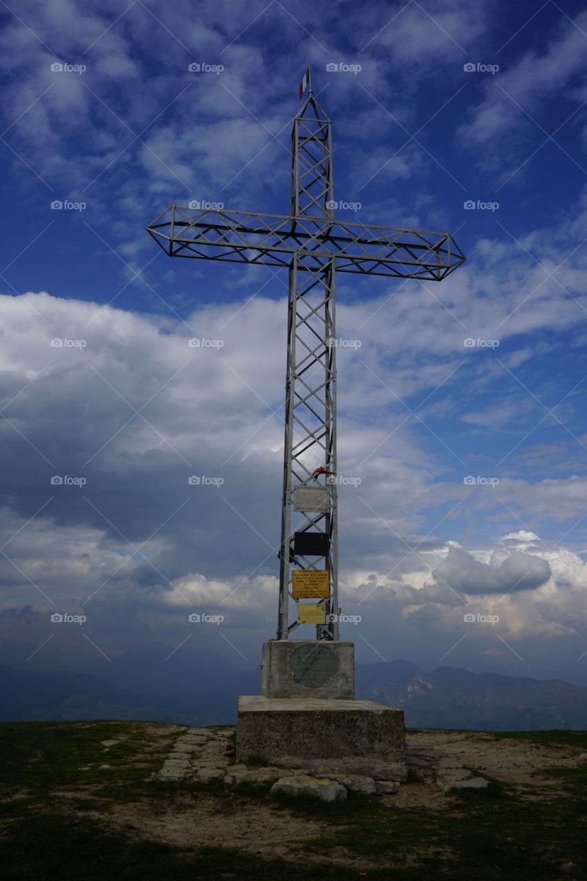 monte linzone croce