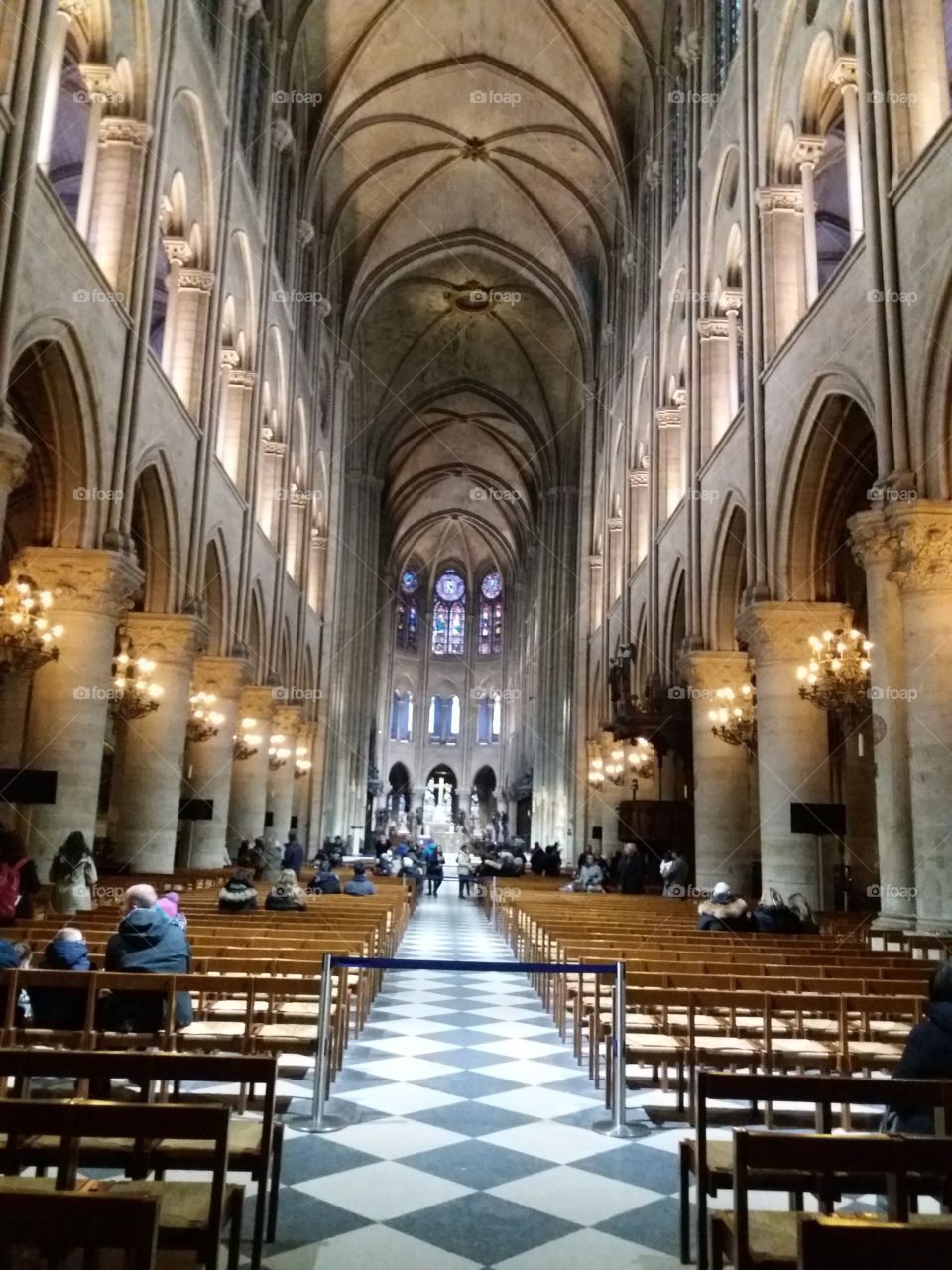 Interior Notre Dame París