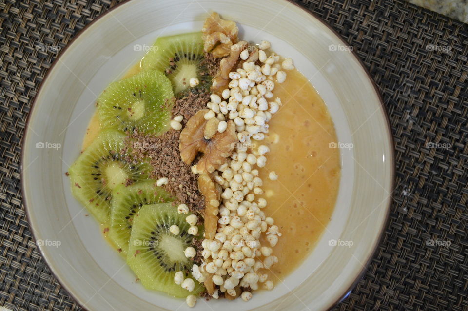 Mango smoothie fruit bowl 