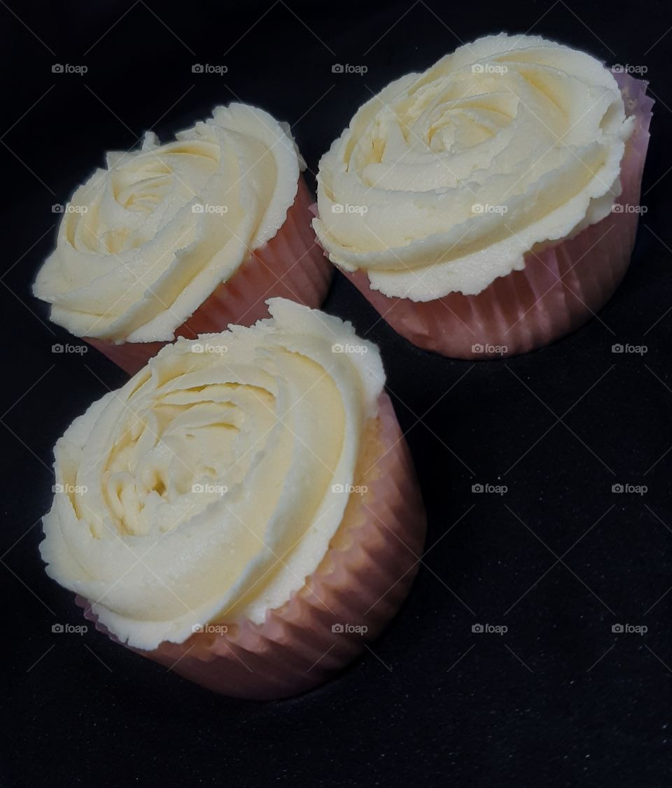 You can never just have a single cupcake, usually 3 go down a treat 🤪🧁