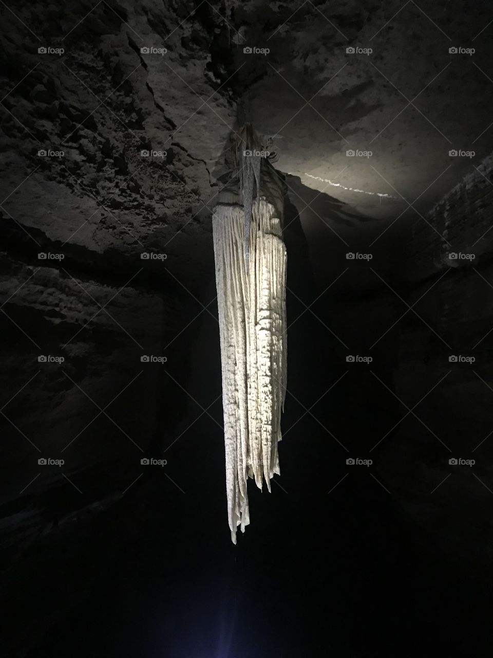 World’s heaviest stalactite. 