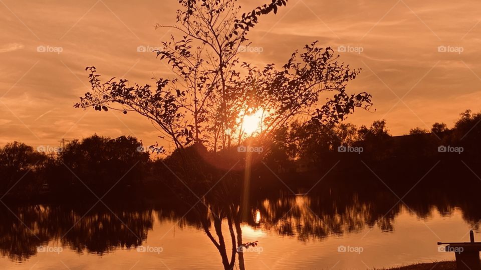 With Extremely High Thin Clouds just enough to make the difference the Sun hangs in just a bit longer to get the Pic I want. 