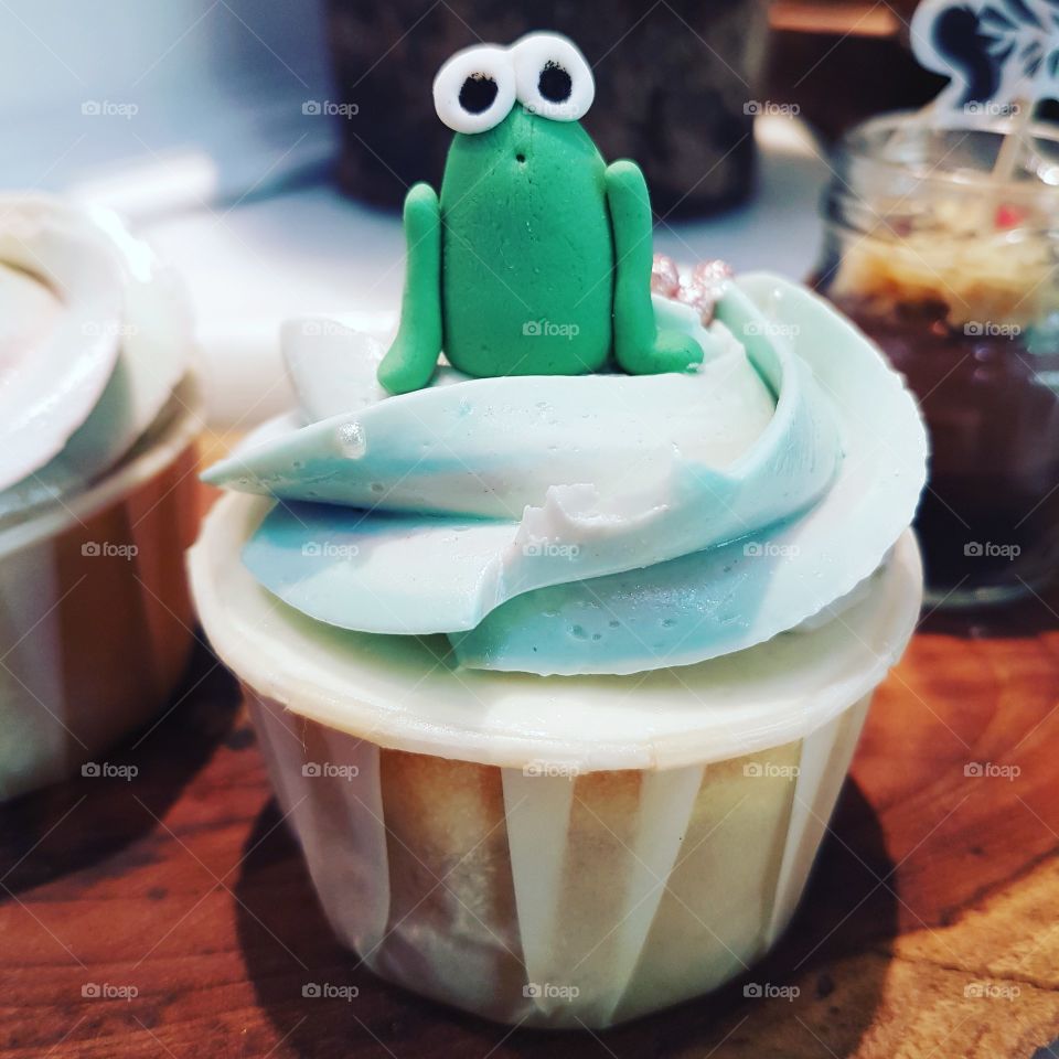 Amused Cupcake