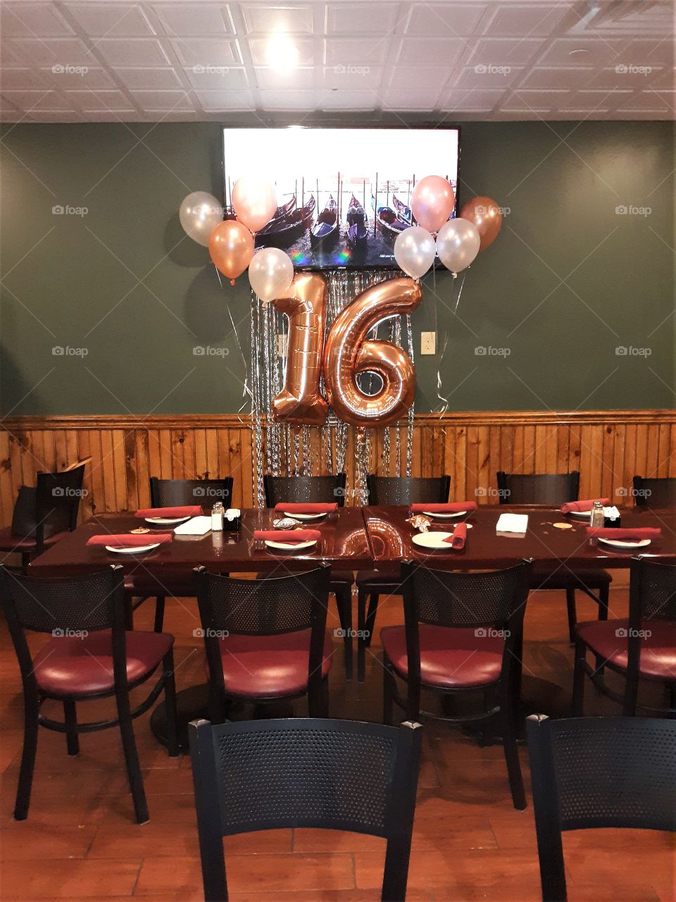 Decorated Room for 16th Birthday Party