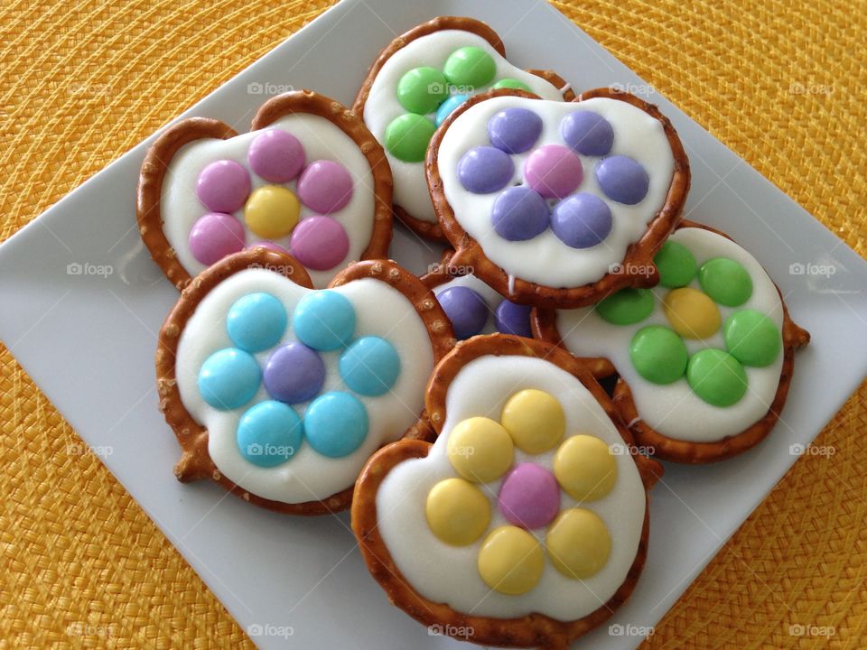 Pretzels with white chocolate and M&M's. 