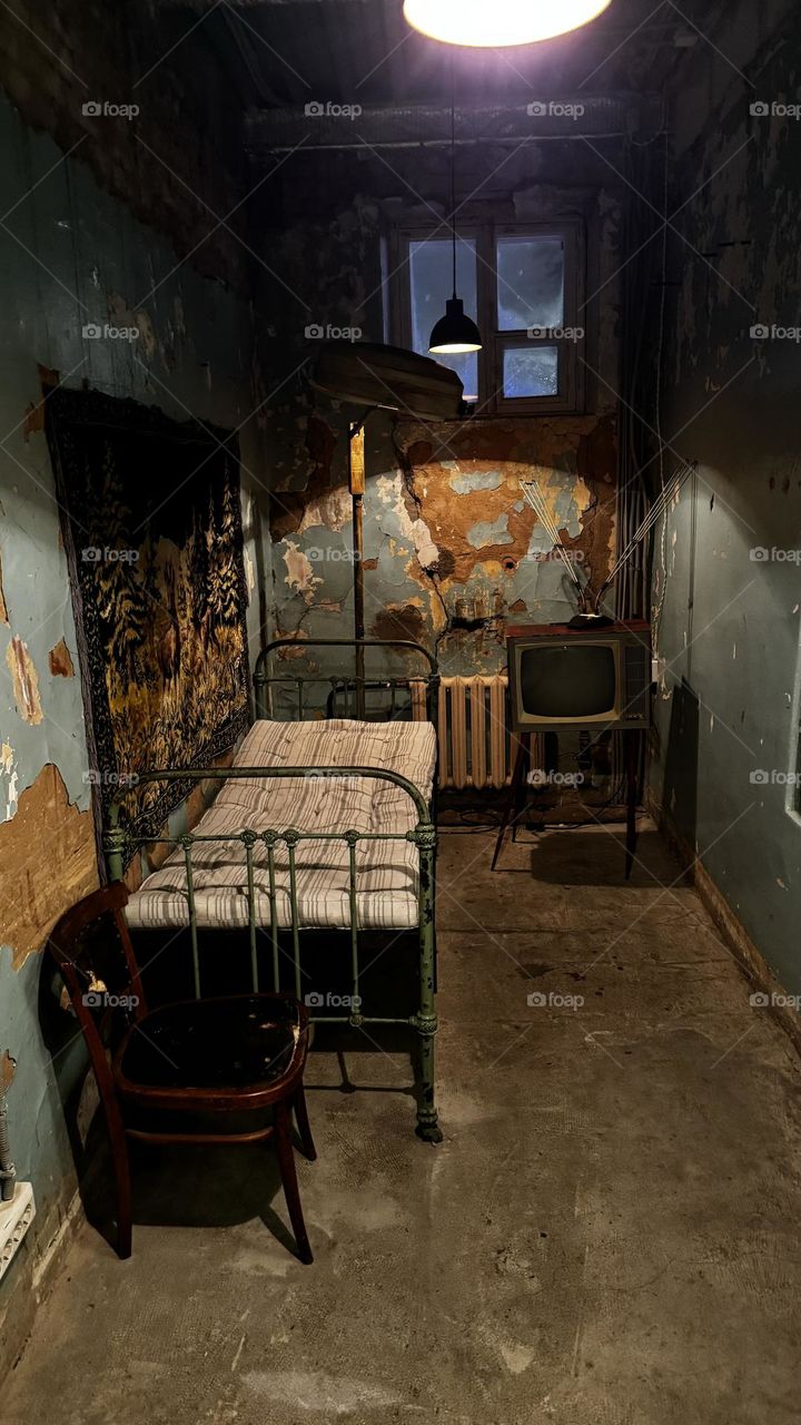 Ancient furnishings in the apartment