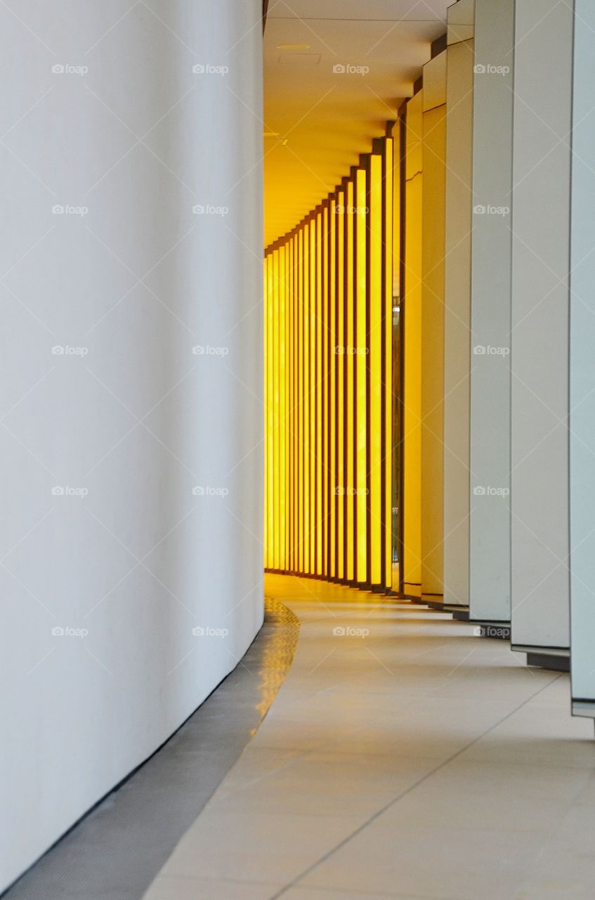 Yellow panes at Louis Vuitton foundation 
