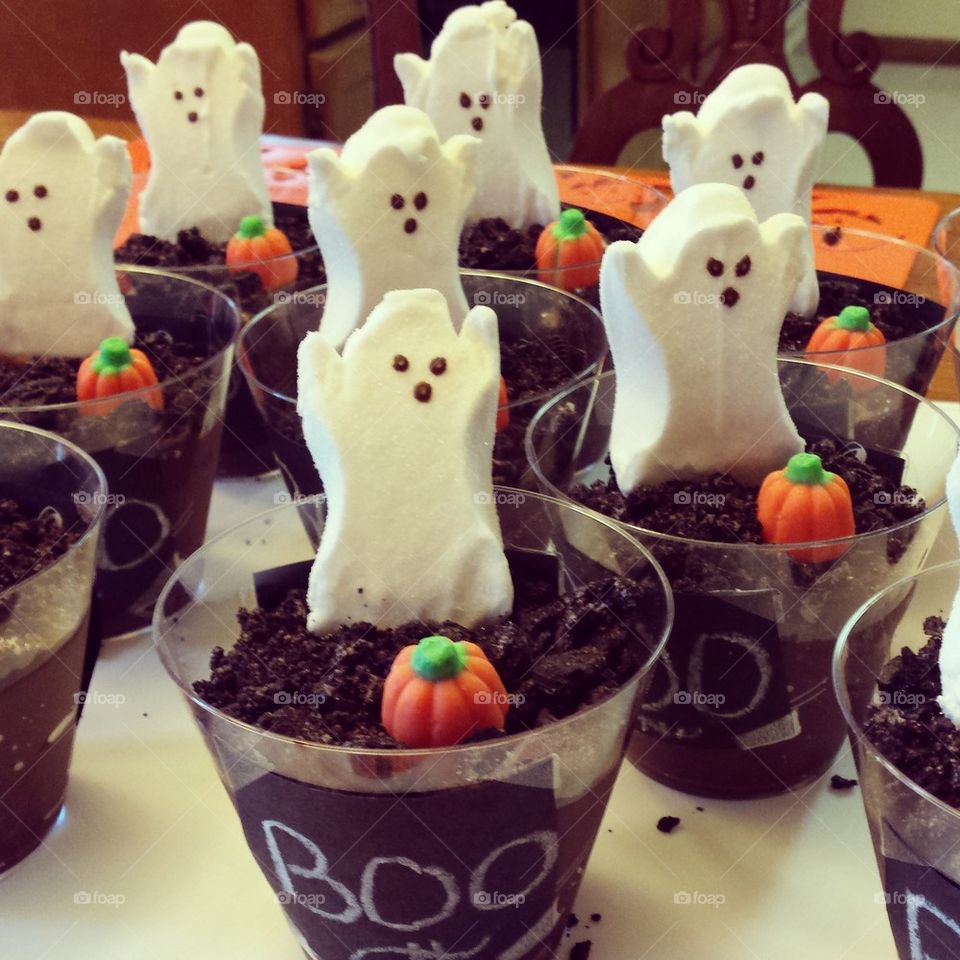 Peeps Graveyard Pudding Treats