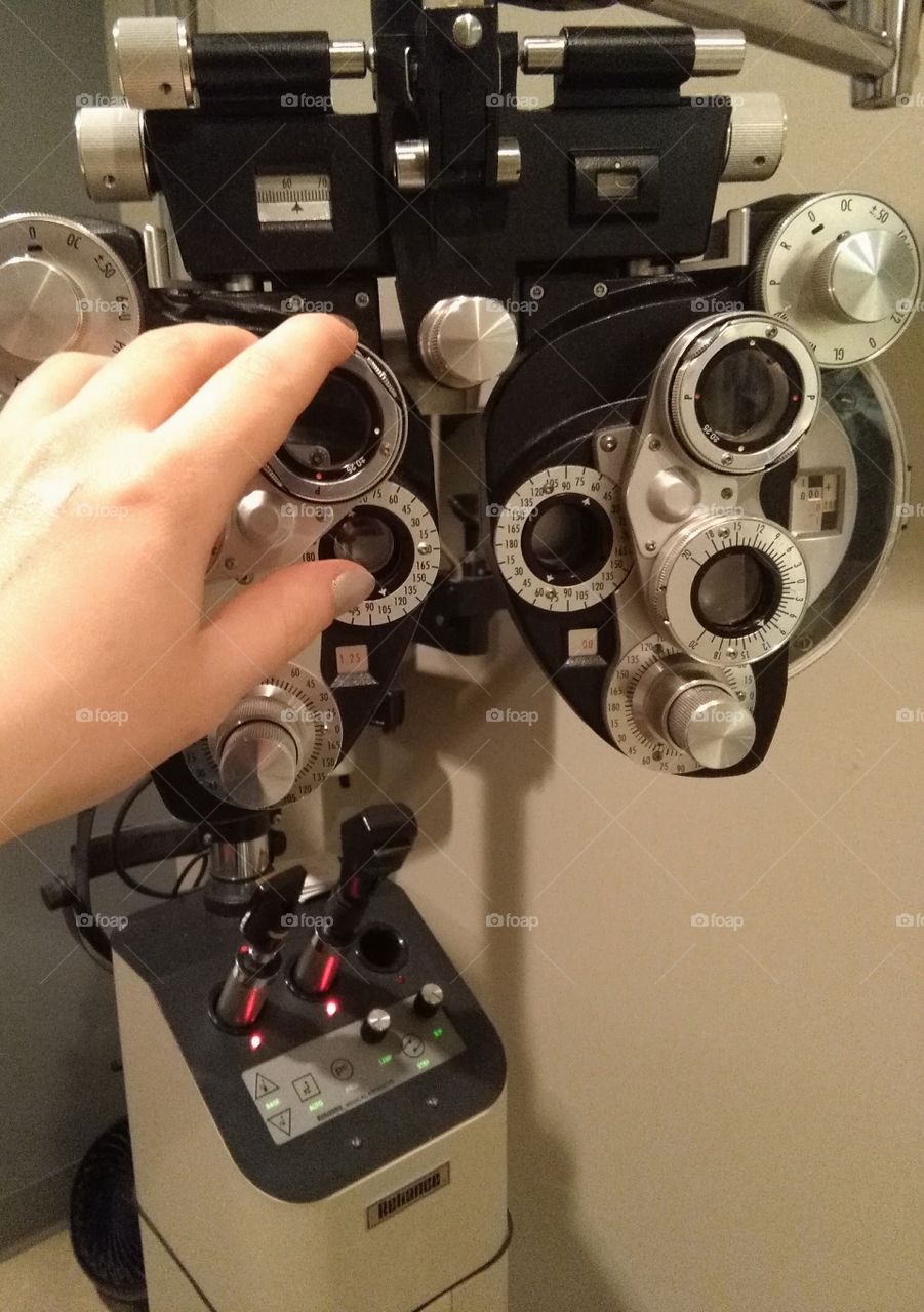 changing power on a phoropter