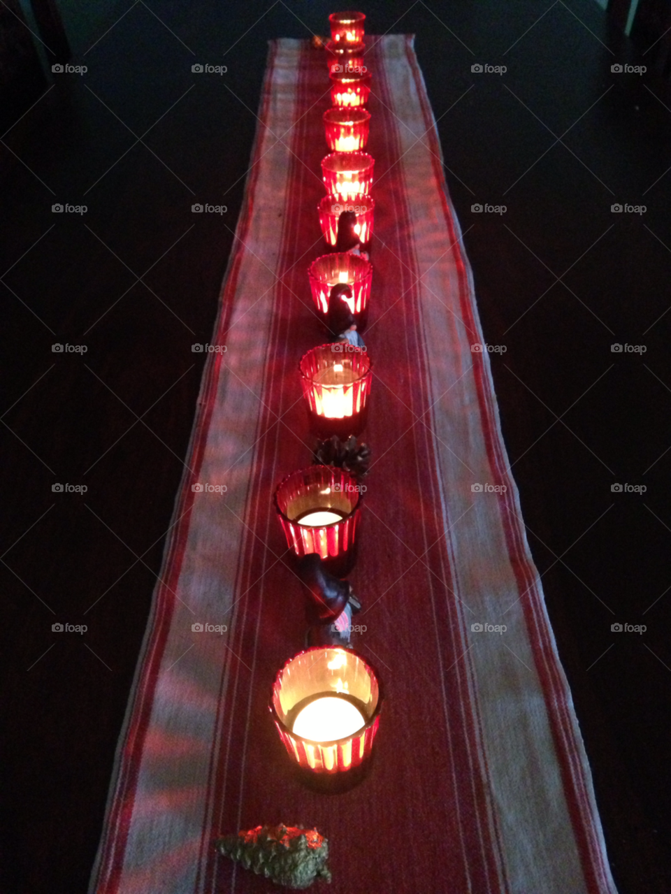 light table red dark by maomspv