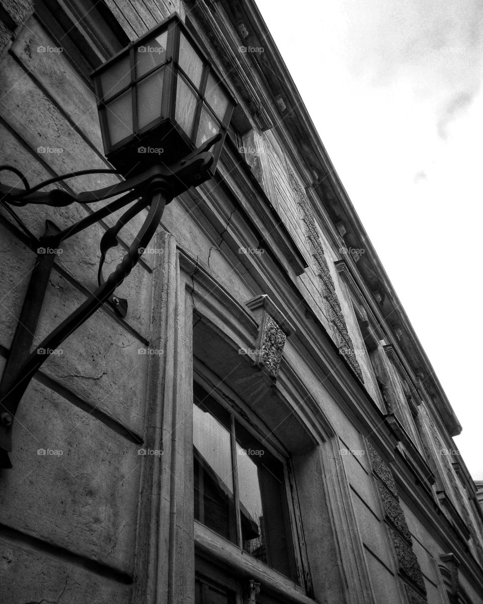 "The most colorful thing in the world is black and white, it contains all colors and at the same time excludes all."
~ Vikrmn, 10 Alone