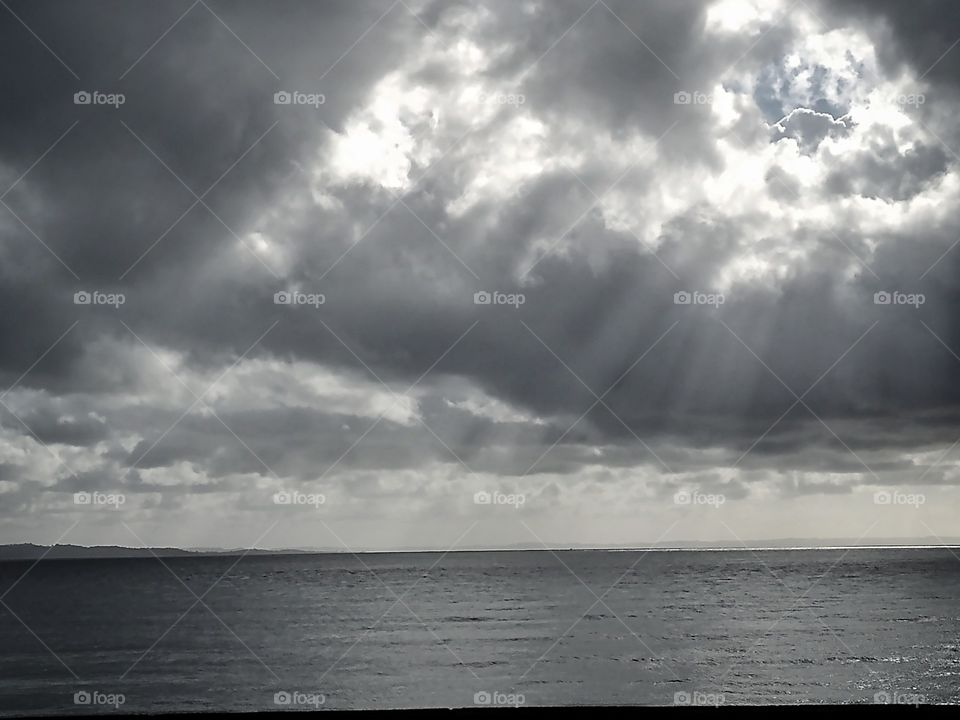 light rays on the sea