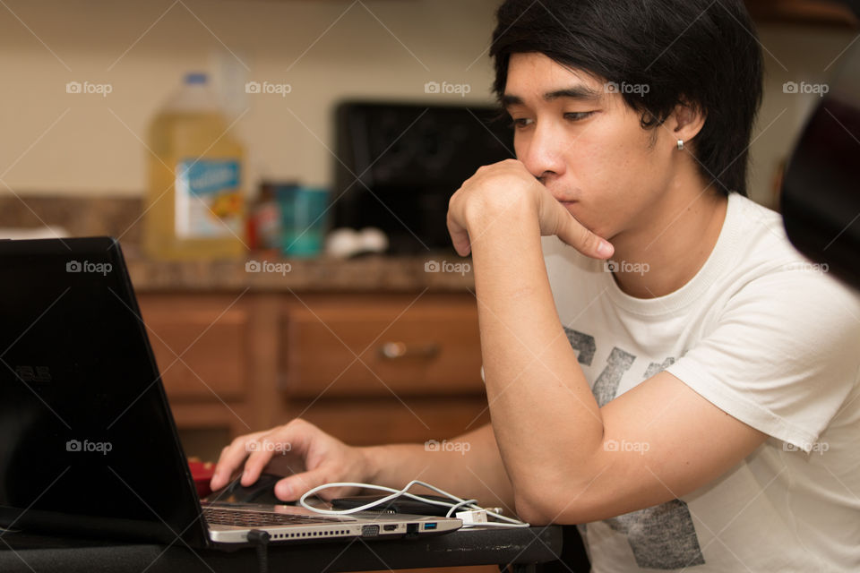 Man using a computer 