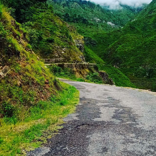 A tranquil countryside in Uttarakhand