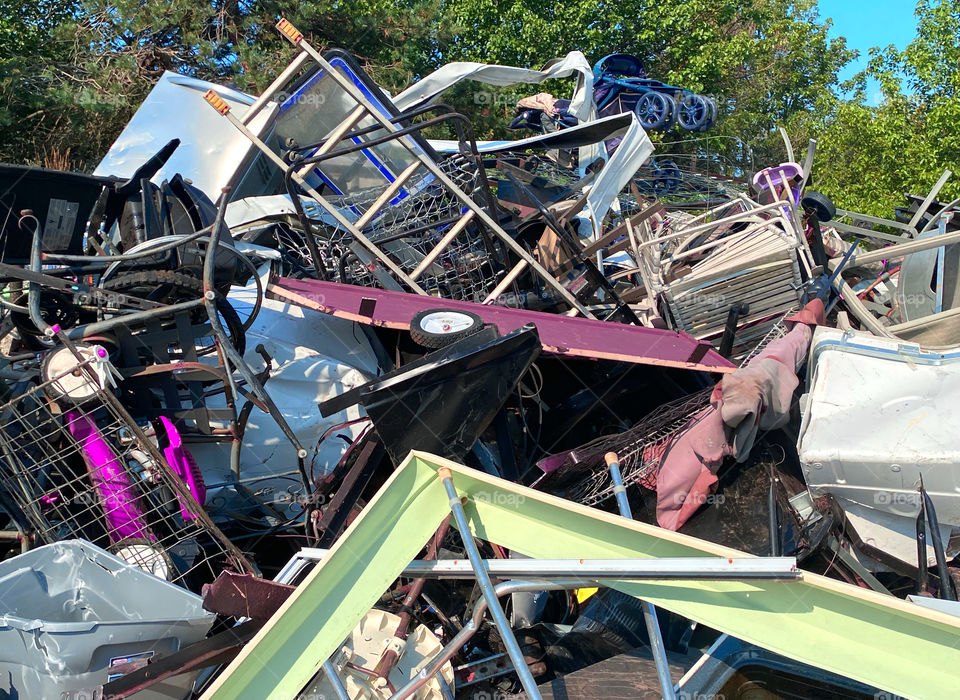 Junk pile 2 (green/purple/blue isolated)