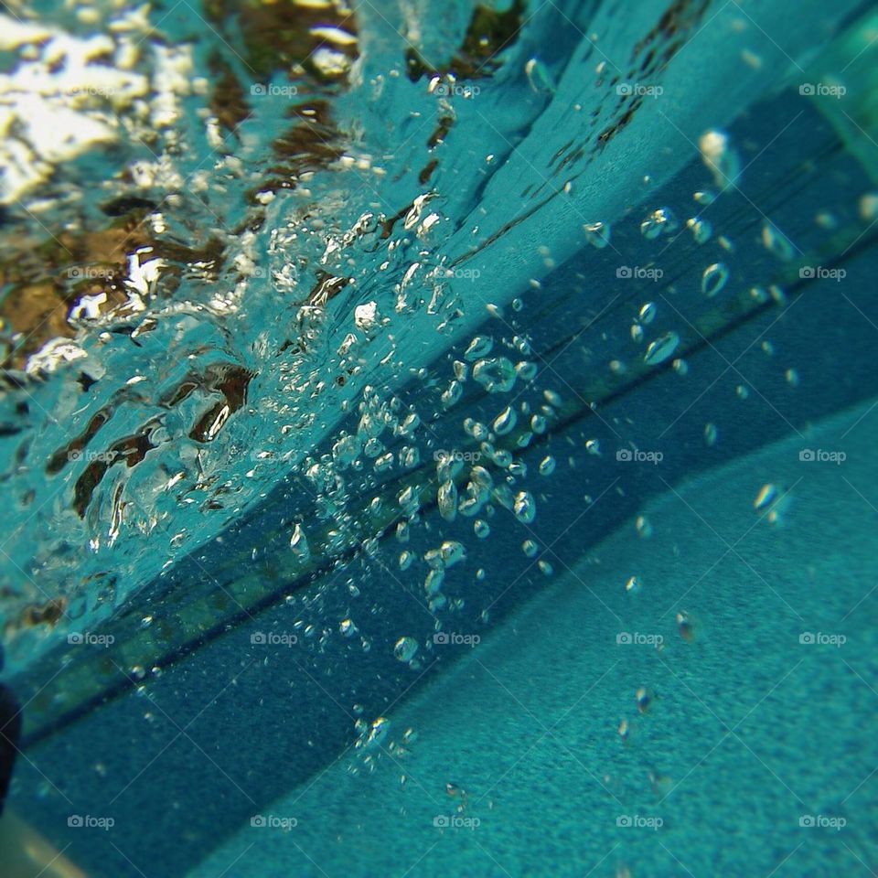 Under water motion
