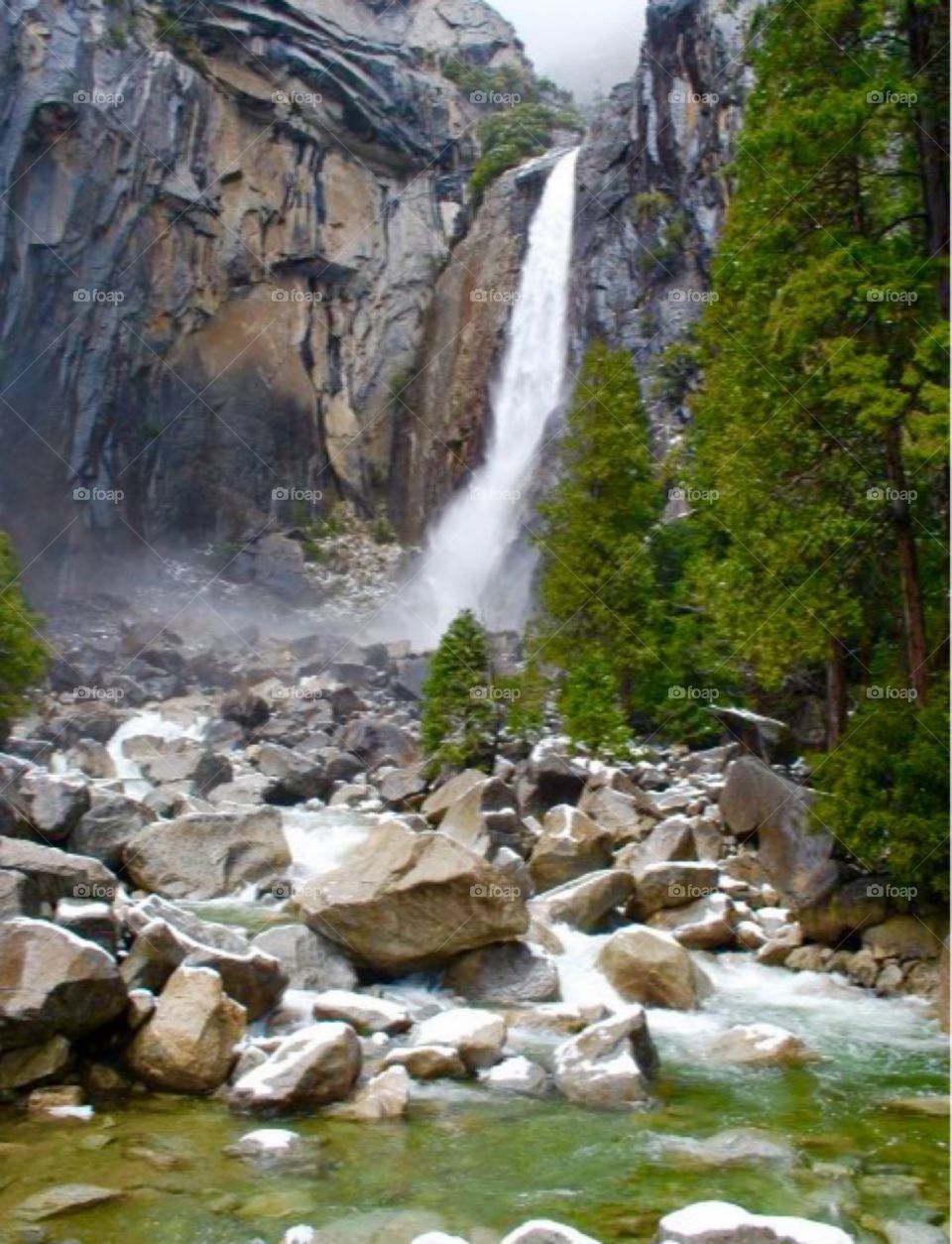 Waterfall in Yosemite 