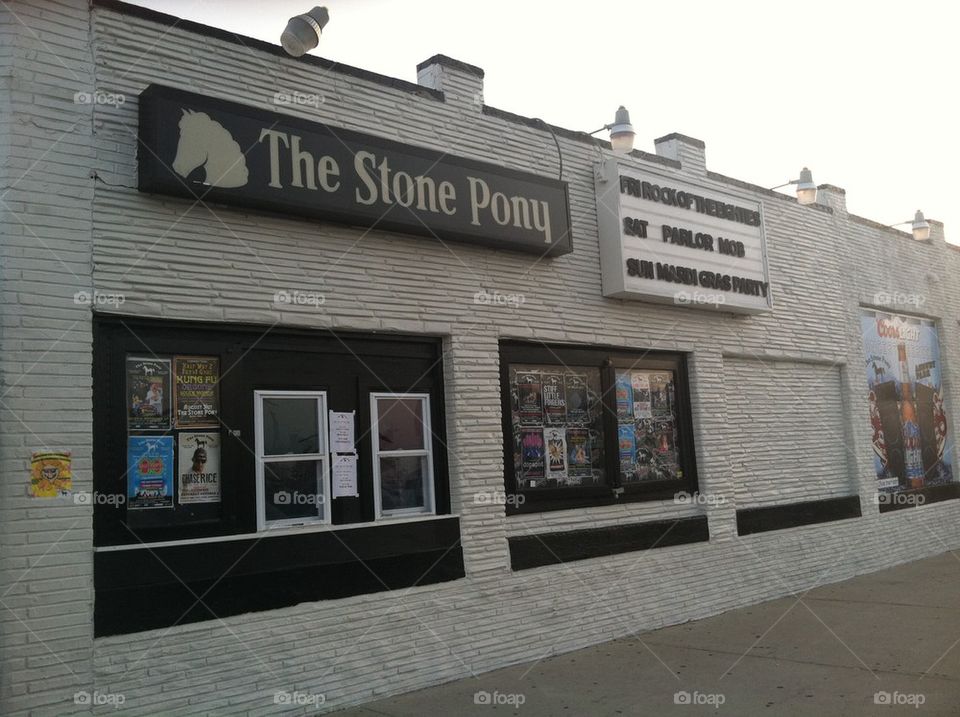 Stone pony