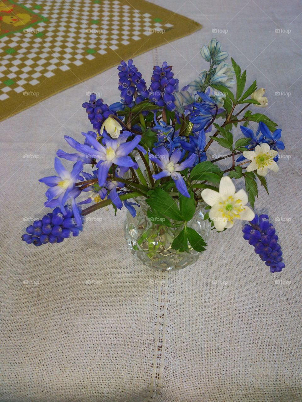 Spring flower bouquet 