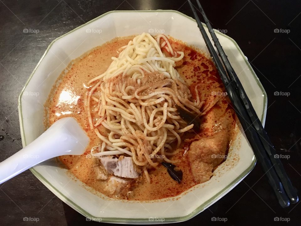 Curry noodles