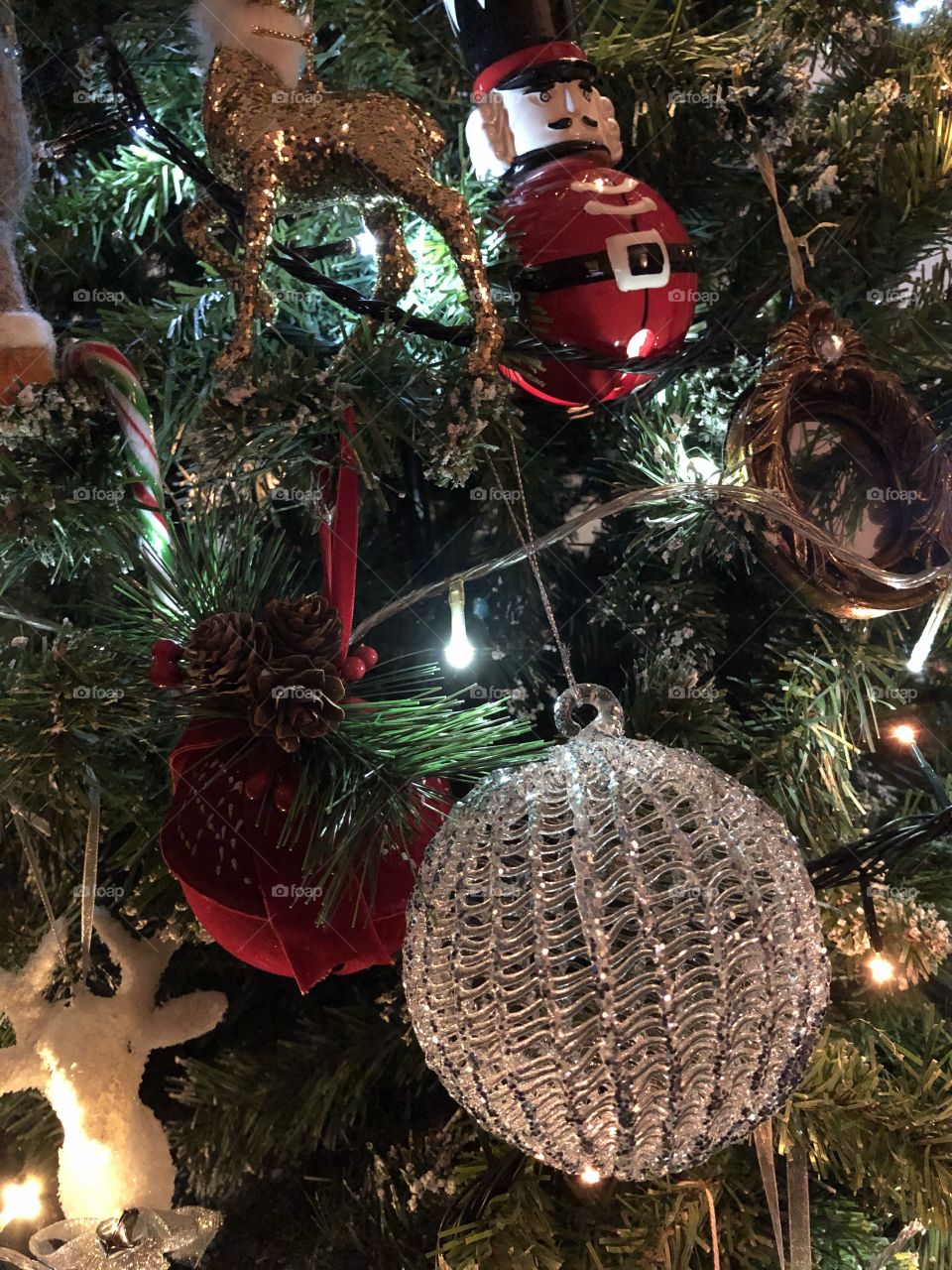 Christmas tree decorations 