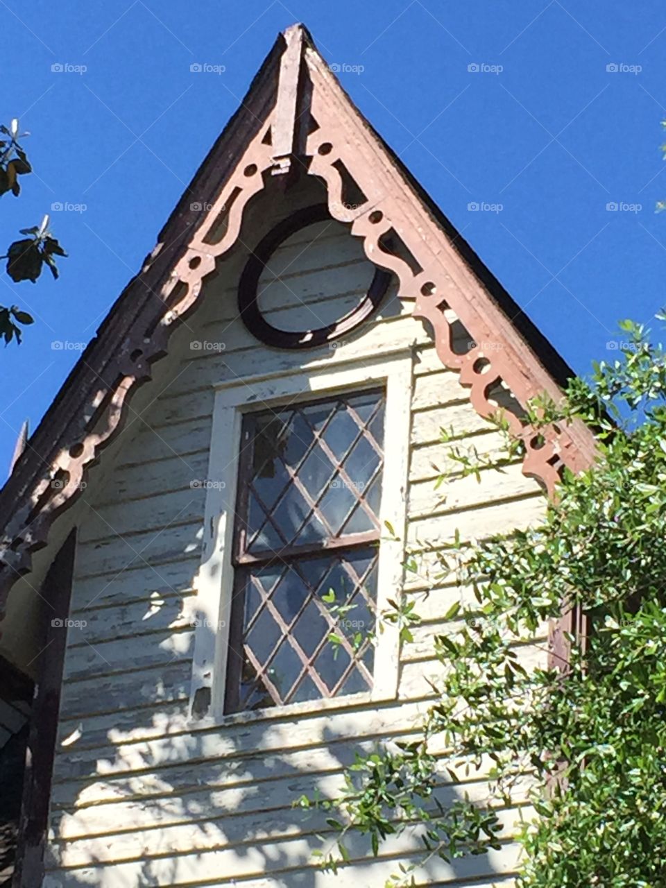 Gingerbread trim on a house
