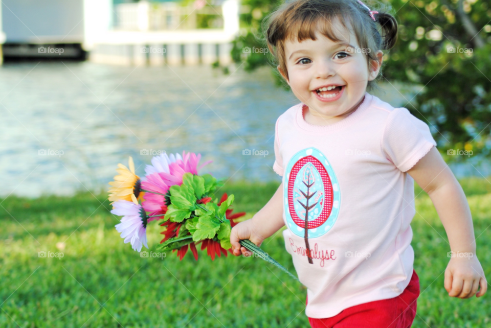 flowers girl happy baby by sher4492000