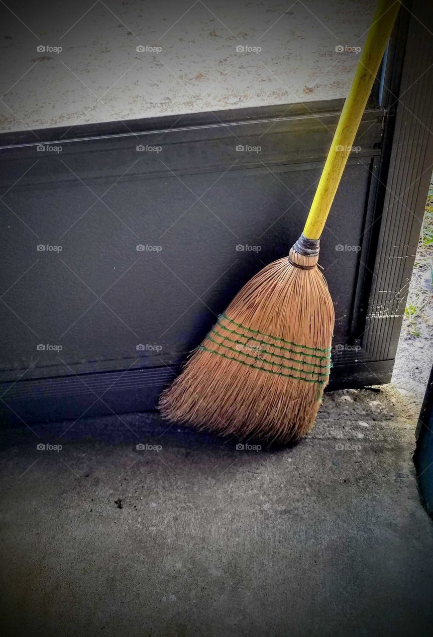 I was helping clean my grandma's garage when I saw her very old broom propped on the door and something about it was nostalgic and "ugly oretty". I hope someone else can relate but I like the authentic vintage feel to the picture too.