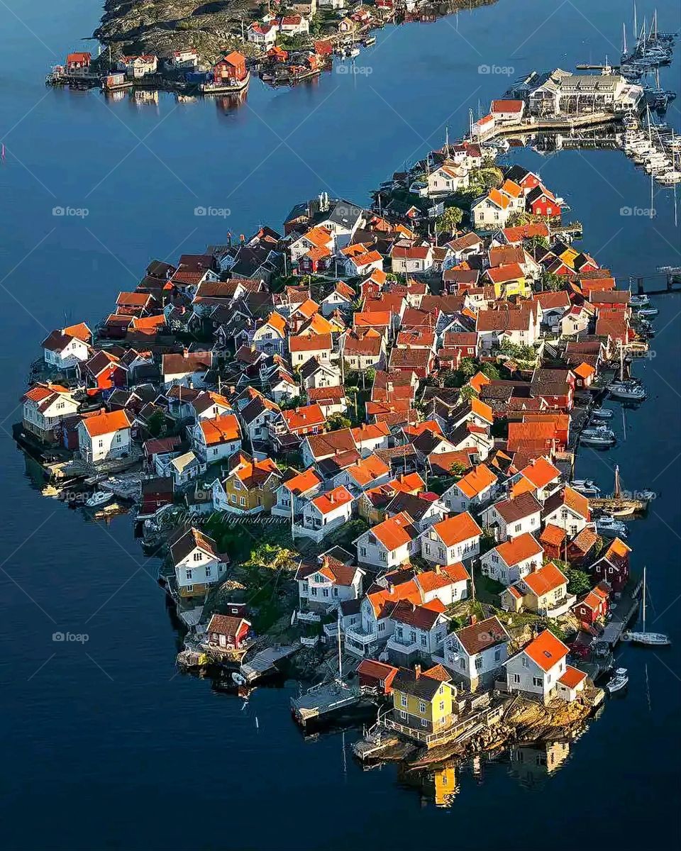 Glory be to God, the magnificent and picturesque view and the natural green trees are a view that is nothing more wonderful than it