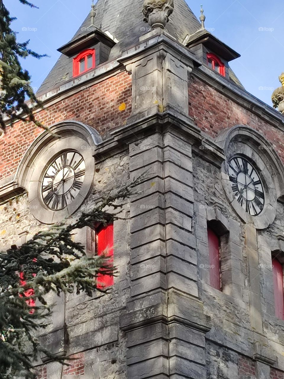 Visit of the Château fort d'Ecaussines