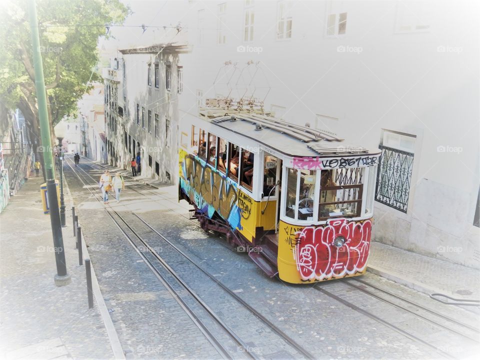 Tram à lisbonne