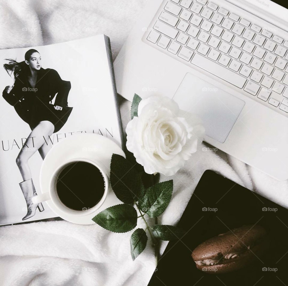 Coffe and Roses. white rose, flat lay photography, technology, books, food, magazines, laptop, white theme, clean, tumblr, still life photography, commercial, ads, office, sundays, flatlay, minimal, minimalist, aesthetic, art