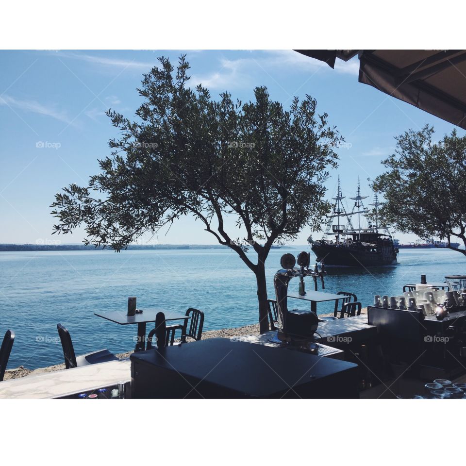 #ship #coffeetime #morningview #thessaloniki #greece #port 