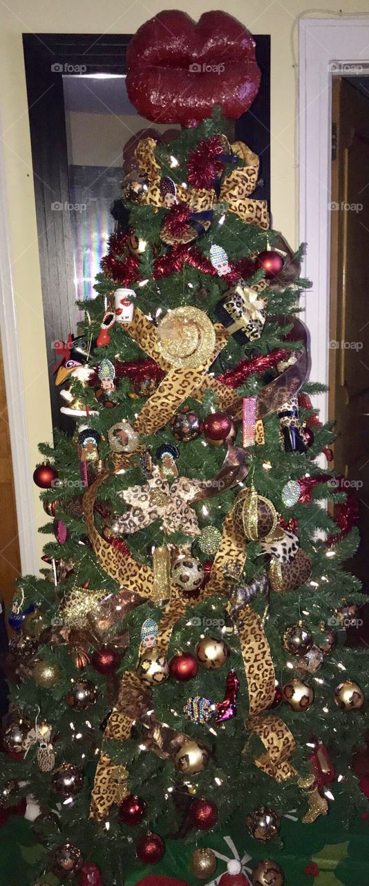 Sexy leopard print Christmas tree