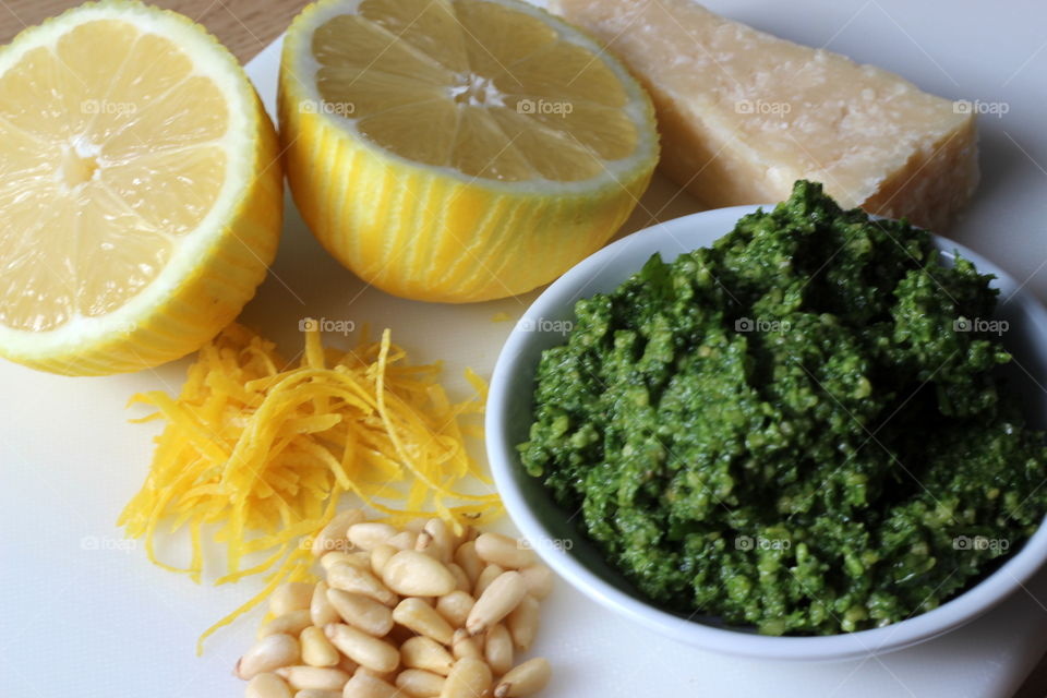 Arugula and lemon pesto