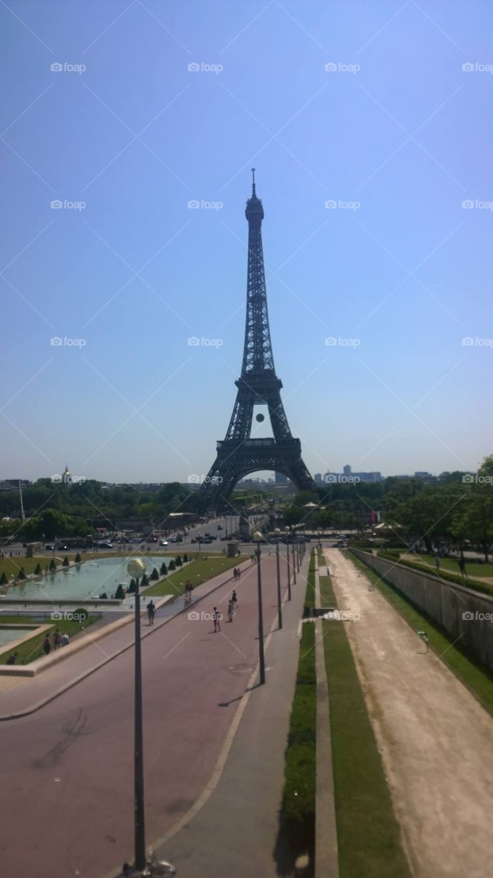 Eiffel Tower In day !