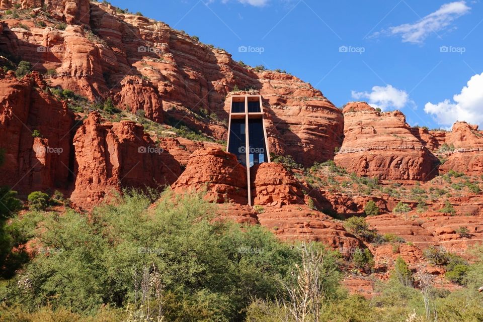 The beautiful and iconic Chapel of the Holy Cross sits above Sedona Arizona